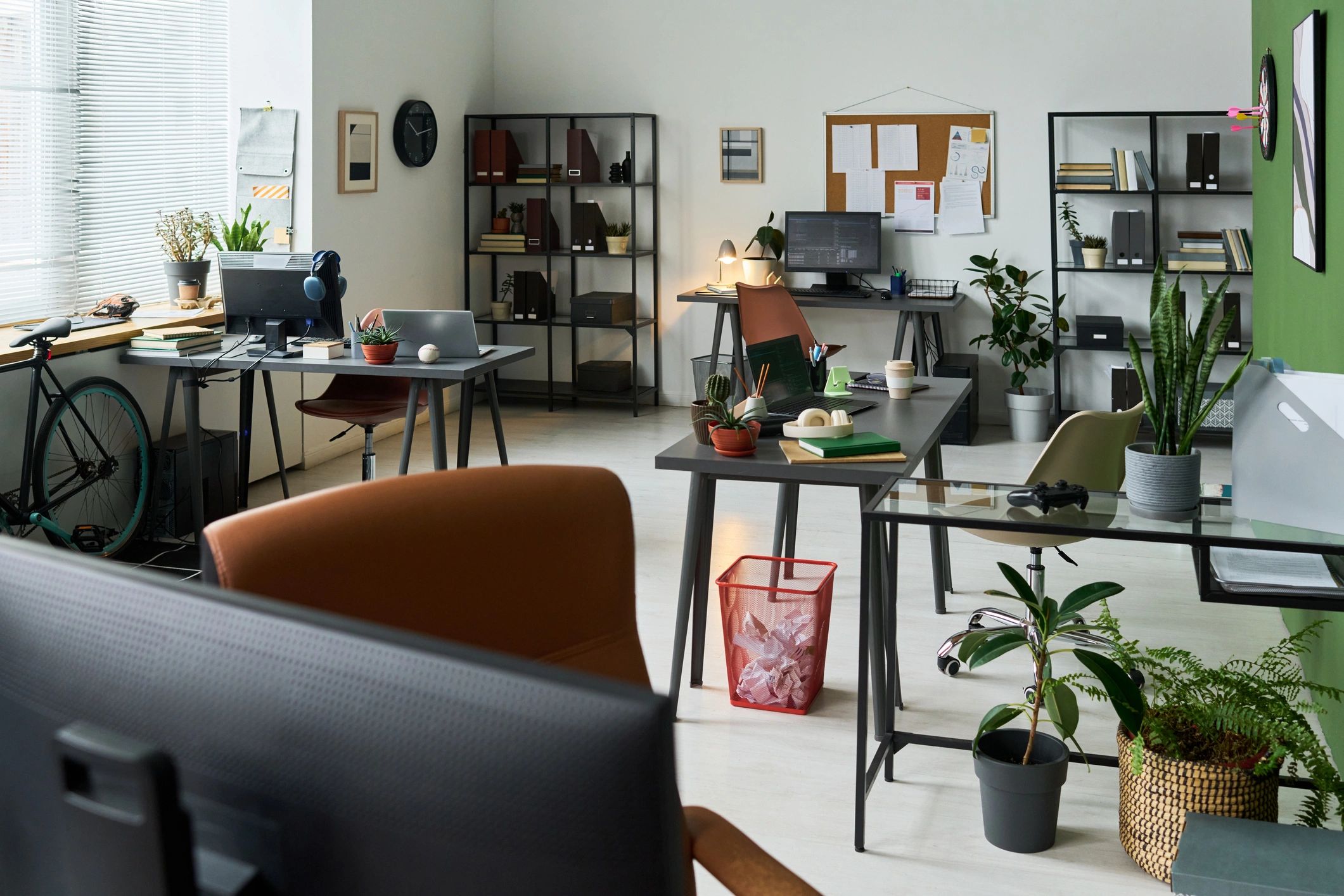 Modern office workspace suitable for commercial cleaning